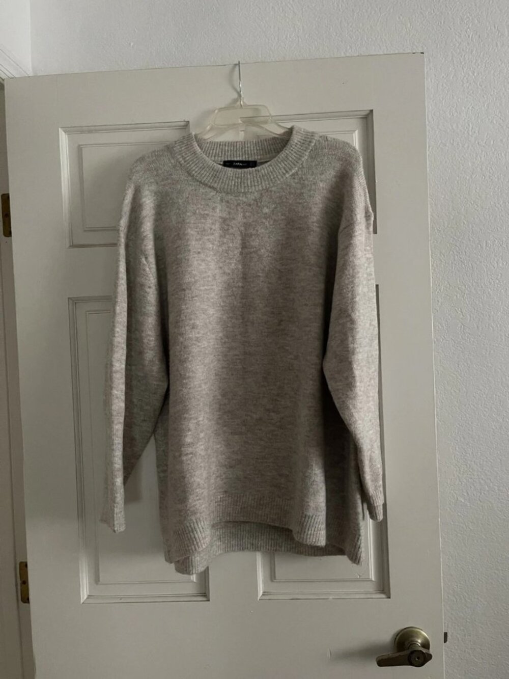 Zara Neutral beige oversized women's sweater size S/M relaxed fit basic staple